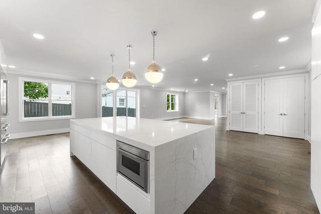 1610 12TH ST S, Arlington, VA 22204