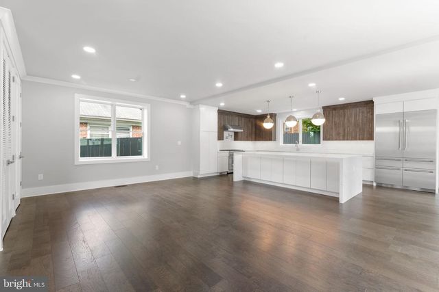 1610 12TH ST S, Arlington, VA 22204