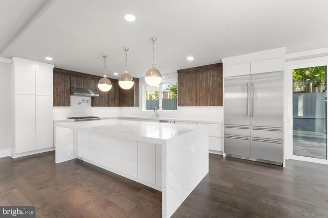 1610 12TH ST S, Arlington, VA 22204