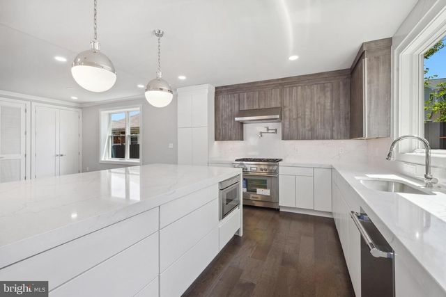 1610 12TH ST S, Arlington, VA 22204