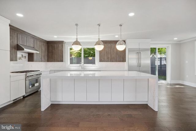 1610 12TH ST S, Arlington, VA 22204