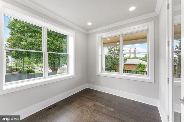 1610 12TH ST S, Arlington, VA 22204