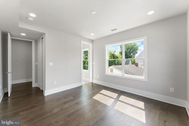 1610 12TH ST S, Arlington, VA 22204