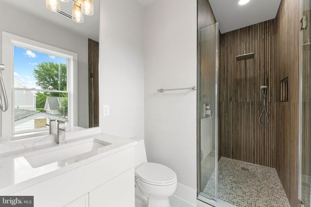 1610 12TH ST S, Arlington, VA 22204