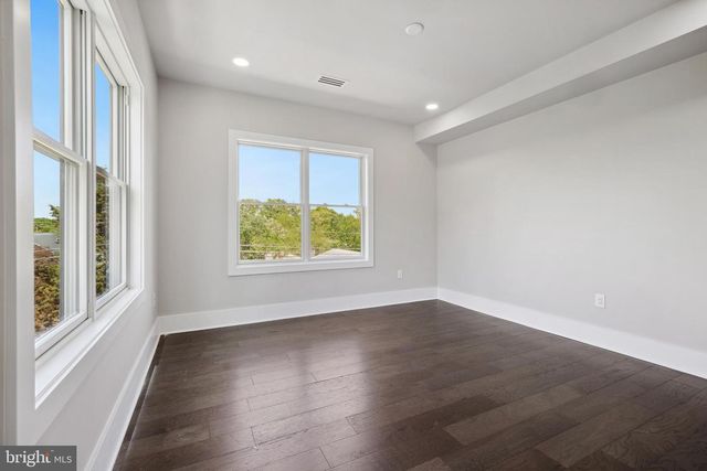 1610 12TH ST S, Arlington, VA 22204