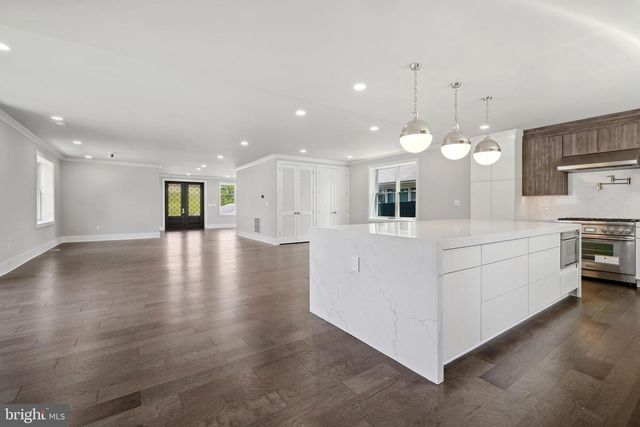 1610 12TH ST S, Arlington, VA 22204