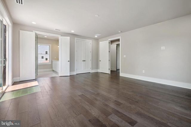 1610 12TH ST S, Arlington, VA 22204