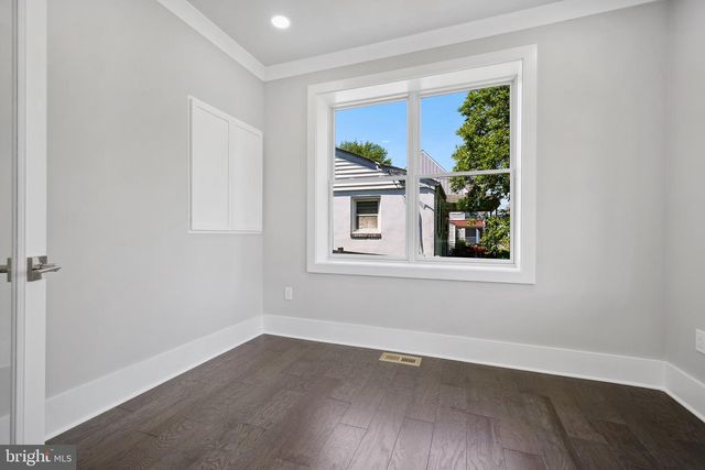 1610 12TH ST S, Arlington, VA 22204