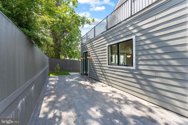 1610 12TH ST S, Arlington, VA 22204