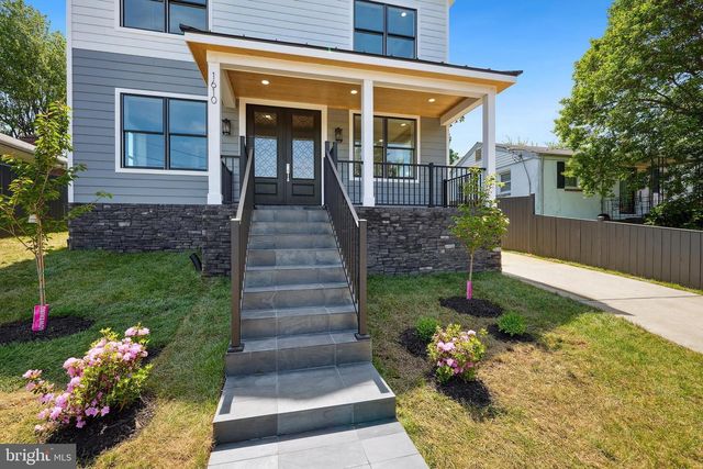 1610 12TH ST S, Arlington, VA 22204