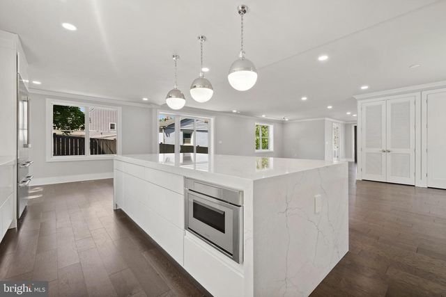 1610 12TH ST S, Arlington, VA 22204