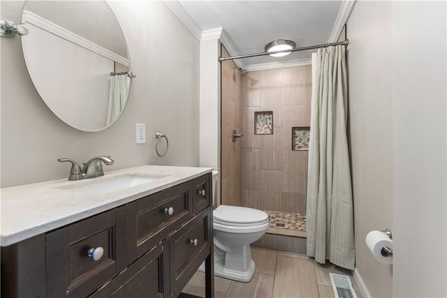 2814 Graham Blvd, Penn Hills, PA 15235