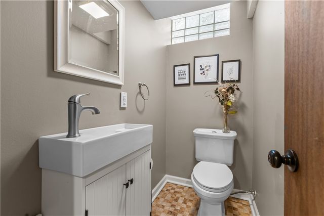 2814 Graham Blvd, Penn Hills, PA 15235