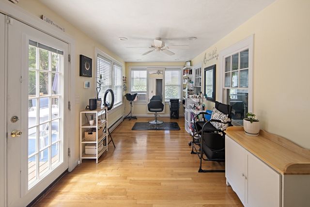 15 E Grove St, Middleboro, MA 02346