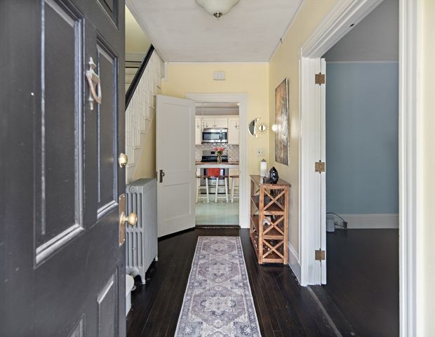 15 E Grove St, Middleboro, MA 02346