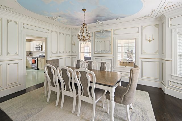 15 E Grove St, Middleboro, MA 02346