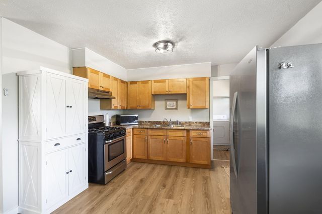 3123 W Farm Road 168, Springfield, MO 65807