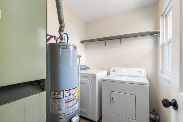 3123 W Farm Road 168, Springfield, MO 65807