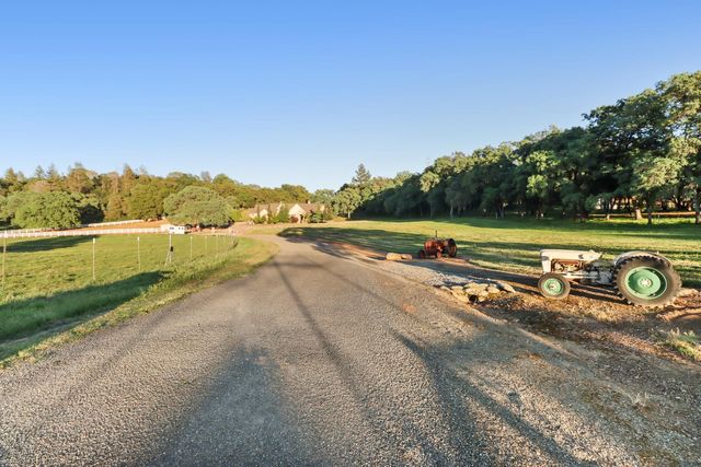 7110 Shinn Ranch Rd, El Dorado, CA 95623