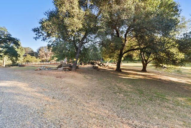 7110 Shinn Ranch Rd, El Dorado, CA 95623