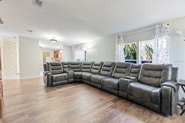 10536 SMOKIE CREEK LANE, Lakeland, FL 33809