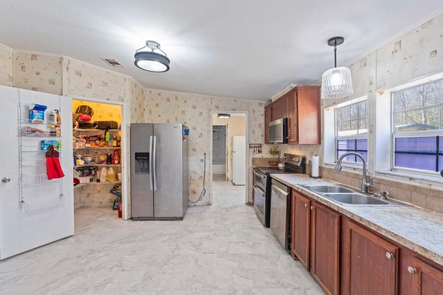 10536 SMOKIE CREEK LANE, Lakeland, FL 33809