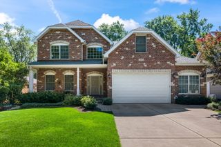 409 S Phelps Avenue, Arlington Heights, IL 60004