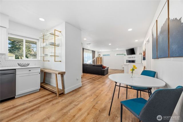 409 N Cedar Street, Chelan, WA 98816