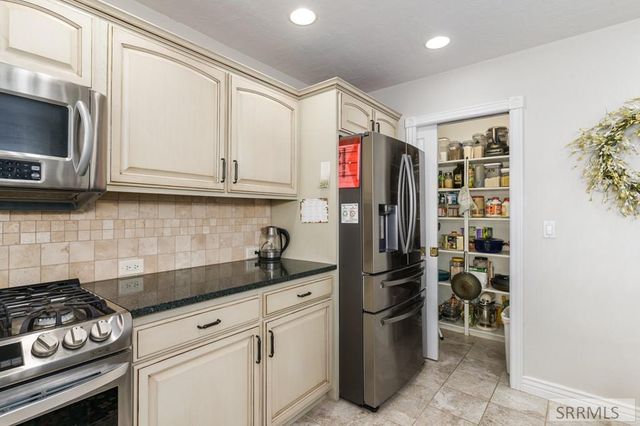 3000 Summit Drive, Pocatello, ID 83201
