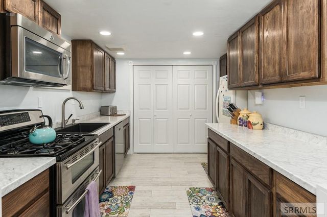 3000 Summit Drive, Pocatello, ID 83201