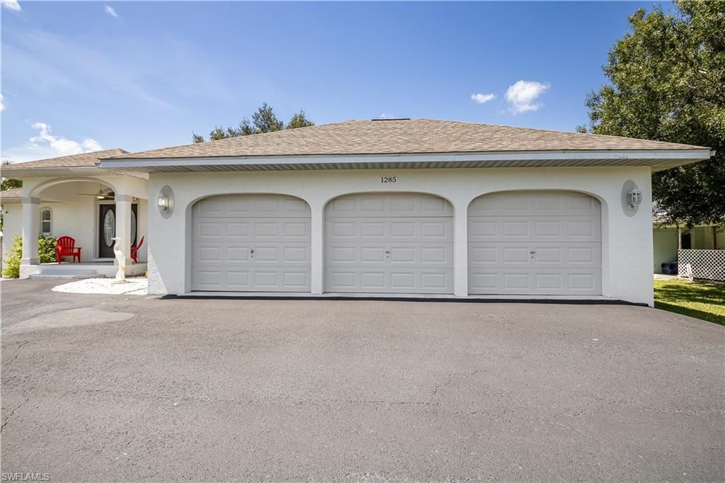 1285 Driftwood DR, NORTH FORT MYERS, FL 33903 — photo 4