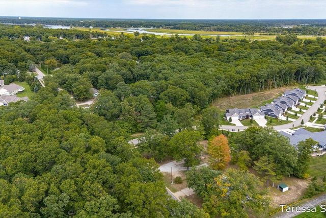 14092 152nd Avenue, Grand Haven Twp, MI 49417