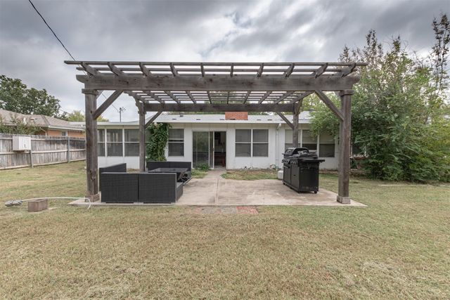 3525 Ruth Road, Richland Hills, TX 76118