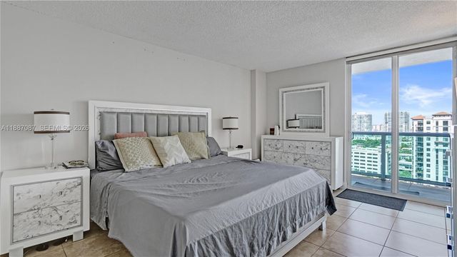 100 Bayview Drive 1931, Sunny Isles Beach, FL 33160