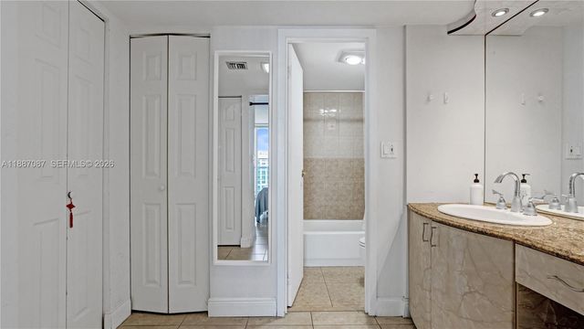 100 Bayview Drive 1931, Sunny Isles Beach, FL 33160
