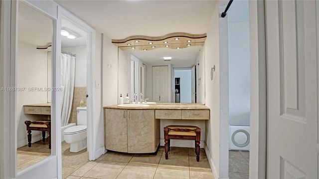 100 Bayview Drive 1931, Sunny Isles Beach, FL 33160