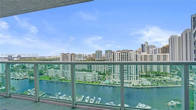 100 Bayview Drive 1931, Sunny Isles Beach, FL 33160