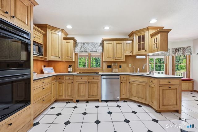 12 Forest Ridge Road, Prospect, CT 06712