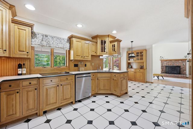 12 Forest Ridge Road, Prospect, CT 06712