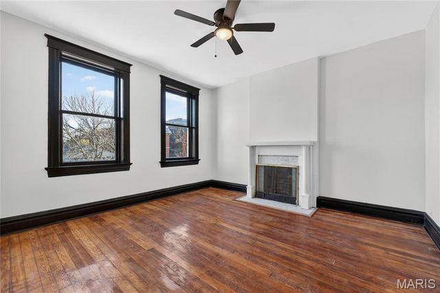 3445 Iowa Avenue, St Louis, MO 63118