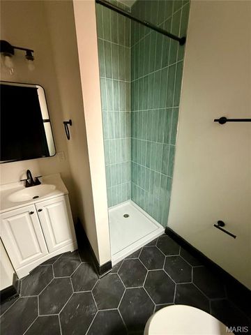 3445 Iowa Avenue, St Louis, MO 63118