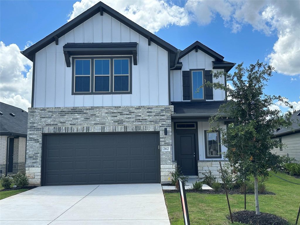 262 Bendecido LOOP, Elgin, TX 78621