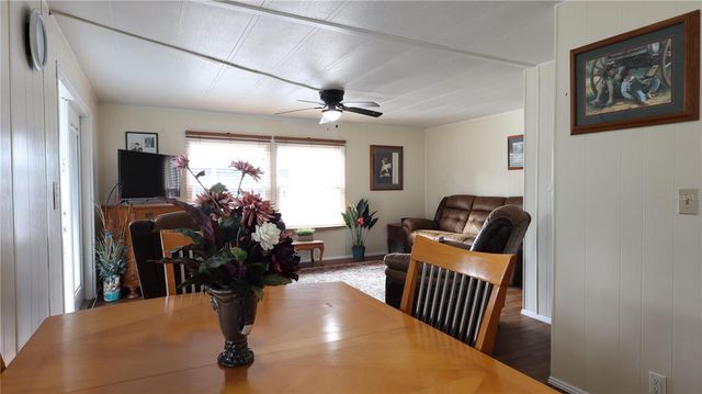 1158 CR 439, Lake Panasoffkee, FL 33538