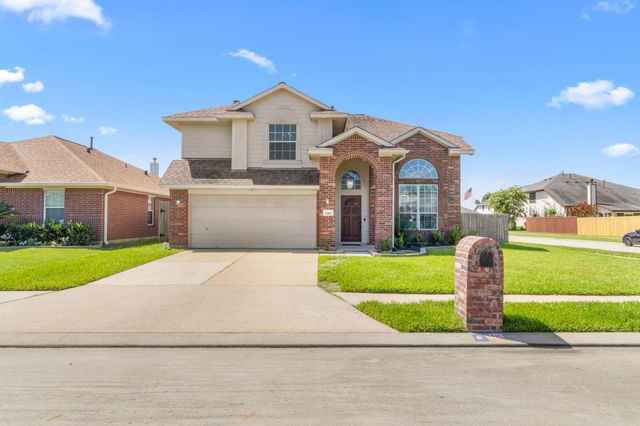 5410 Fairtide Drive, Baytown, TX 77521