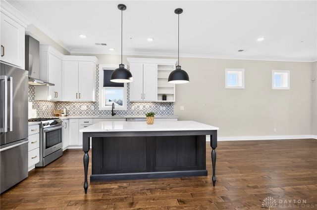 220 Vintage Club Drive 104, Cincinnati, OH 45249