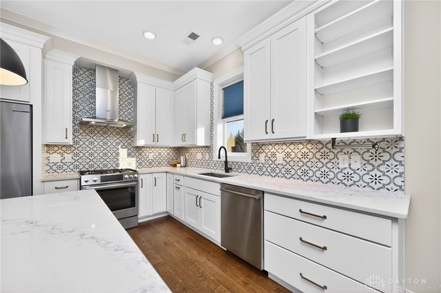 220 Vintage Club Drive 104, Cincinnati, OH 45249