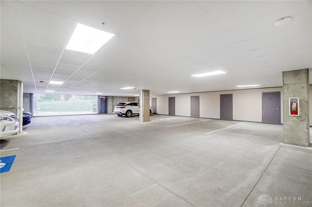 220 Vintage Club Drive 104, Cincinnati, OH 45249