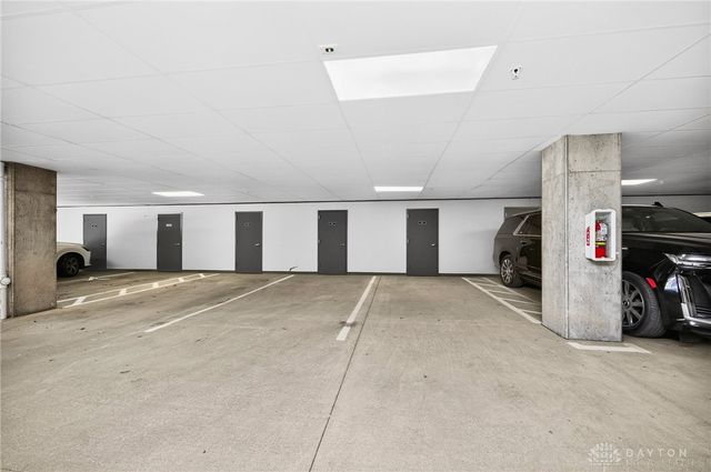 220 Vintage Club Drive 104, Cincinnati, OH 45249