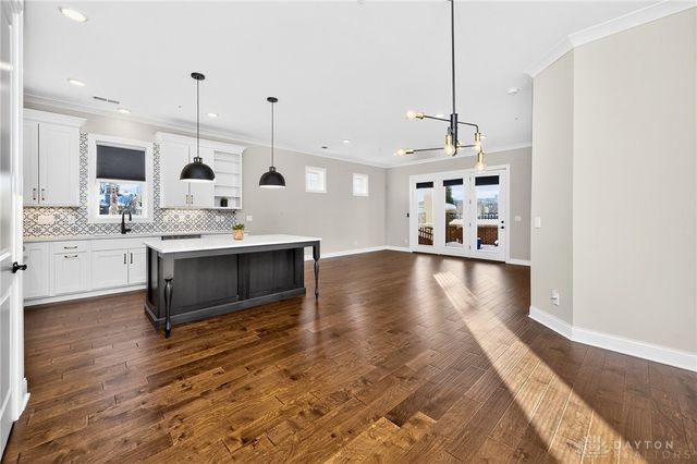 220 Vintage Club Drive 104, Cincinnati, OH 45249