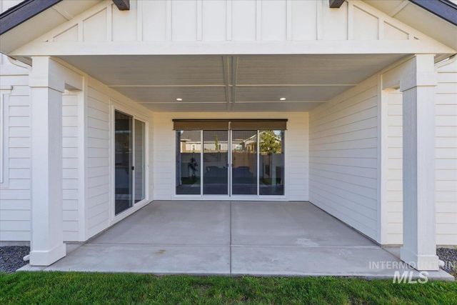 18135 N Begonia Way, Nampa, ID 83687